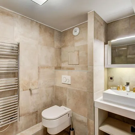 Апартаменты Moderne Avec Parking, Proche Pistes A Village - Fr-1-562-37 Куршевель